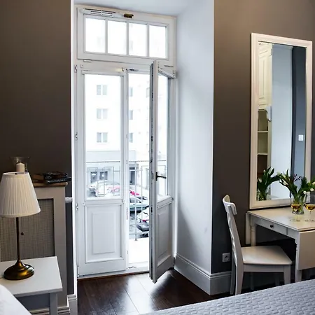 Apartment Hoza 50 With A Balcony In Close Center Warsaw Exterior photo