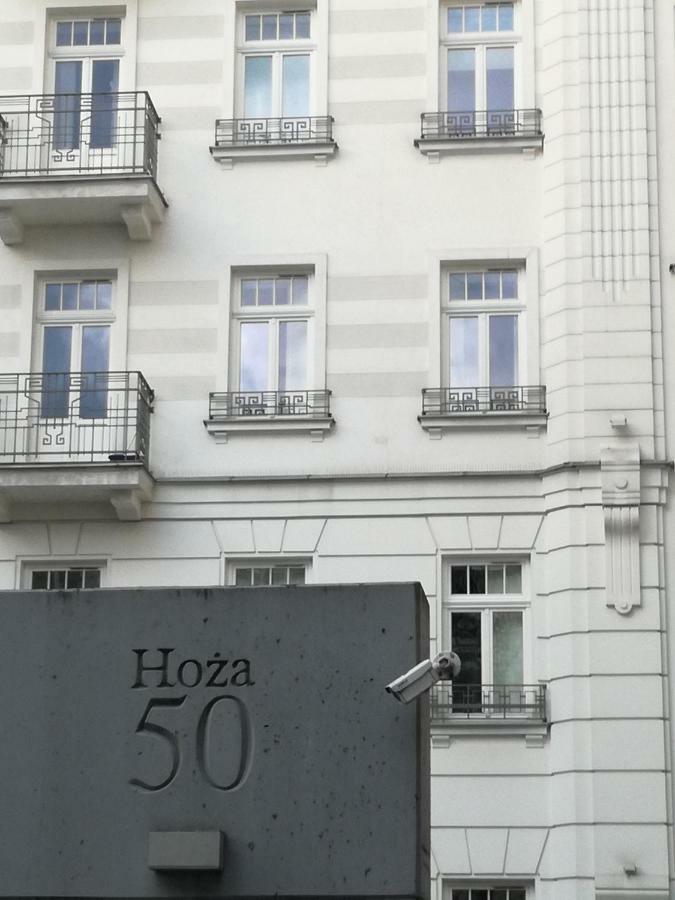 Hoza 50 With A Balcony In Close Center * Varšava